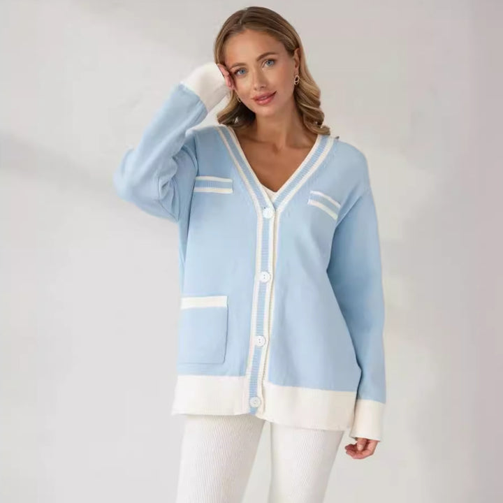 Comfortable sweater for women with contrasting details Lune London