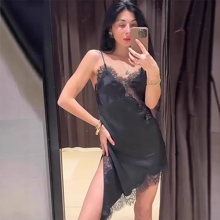 Satin nightgown for women with delicate lace embroideries Lune London