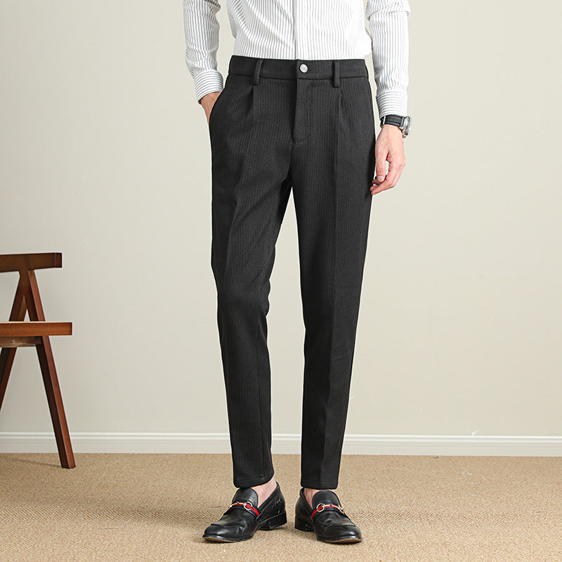 Modern business pants for men with an elegant striped pattern Lune London