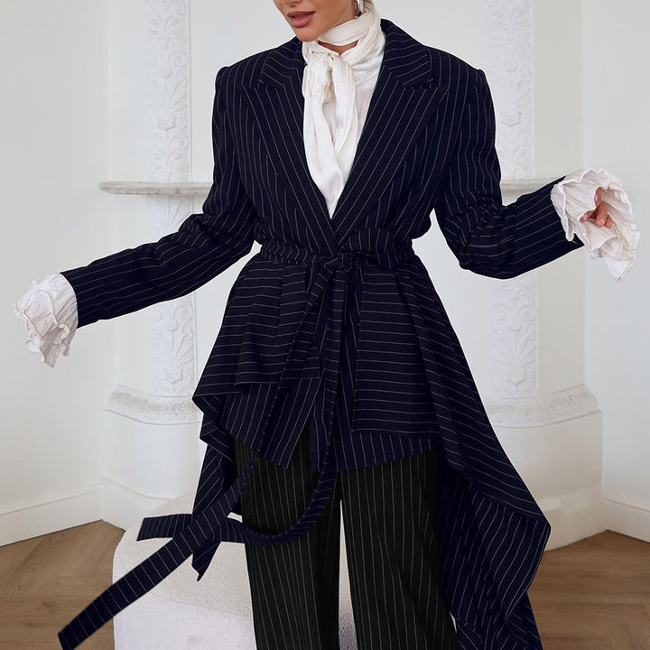 Elegant women's jacket with asymmetric cut and fitted design Lune London