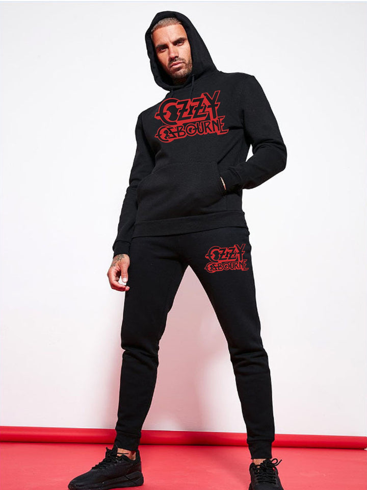 Comfortable hoodie and jogging set for women with a marked graphic design Lune London