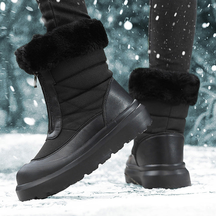 Winter thermal boots for women with water-resistant coating and warm and cozy lining Lune London