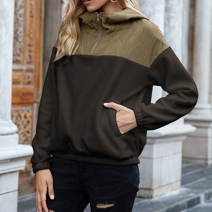 Ladies cozy fleece hoodie with practical pockets Lune London