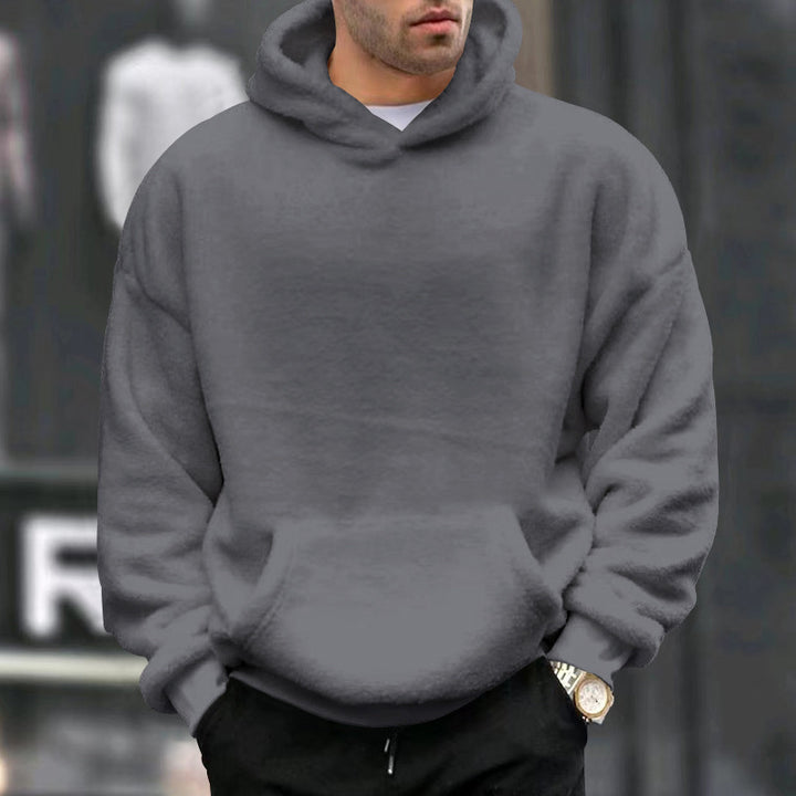 Oversized fleece pullover for men with practical pockets and hood Lune London