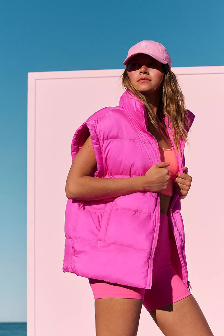 Ladies quilted gilet with high collar and practical pockets Lune London