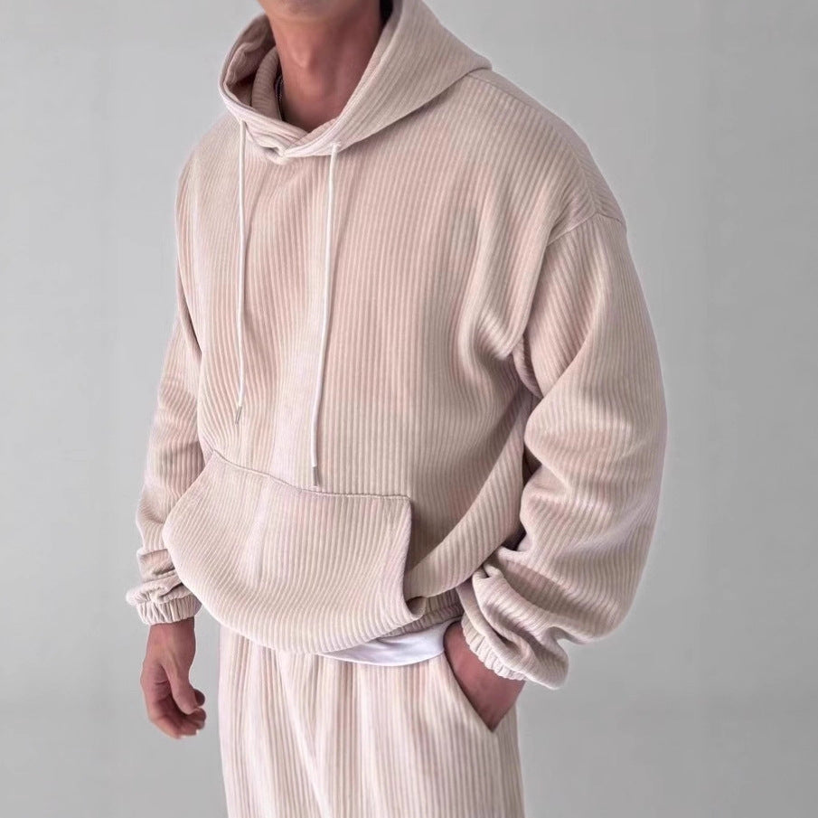 Men's cozy hoodie with ribbed structure and practical kangaroo pocket Lune London