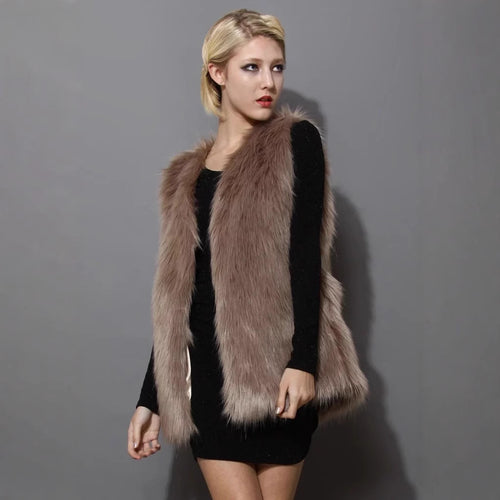 Ladies Cozy Faux Fur Gilet with Elegant Lune London Design