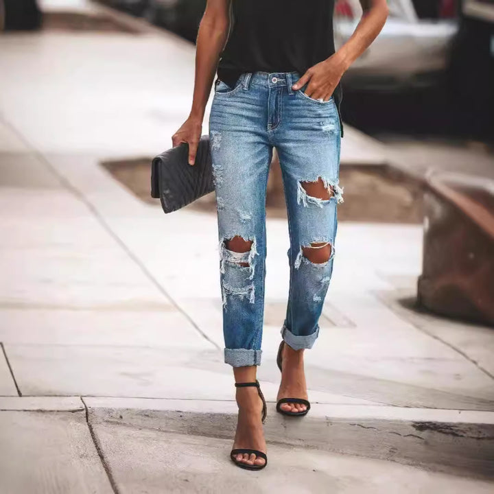 Women Destroyed Boyfriend Jeans in casual style with high tear details Lune London