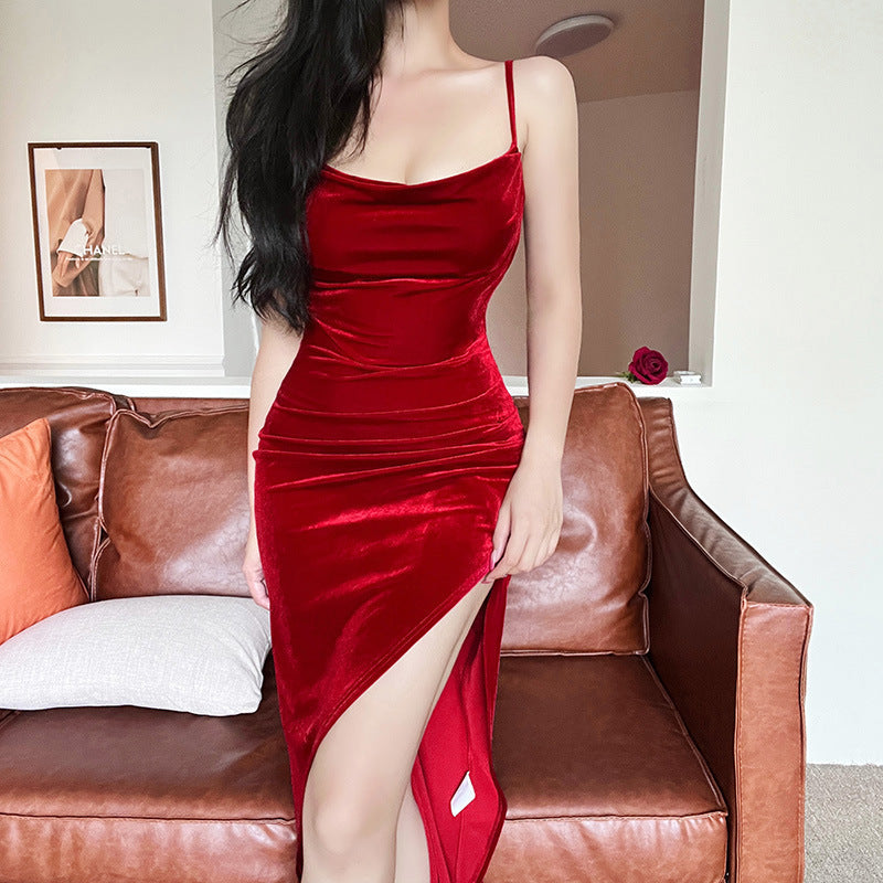 Elegant velvet dress for women with high slit Lune London