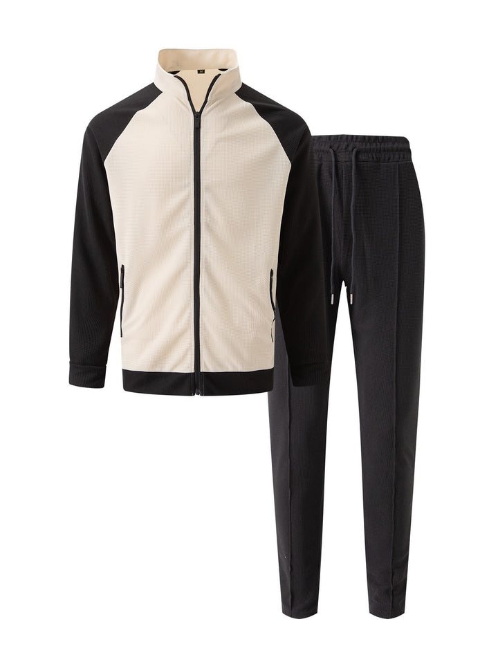 Men's sports tracksuit with breathable material and ergonomic fit Lune London