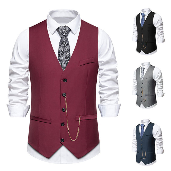Elegant suit vest for men with a classic design and modern accents Lune London