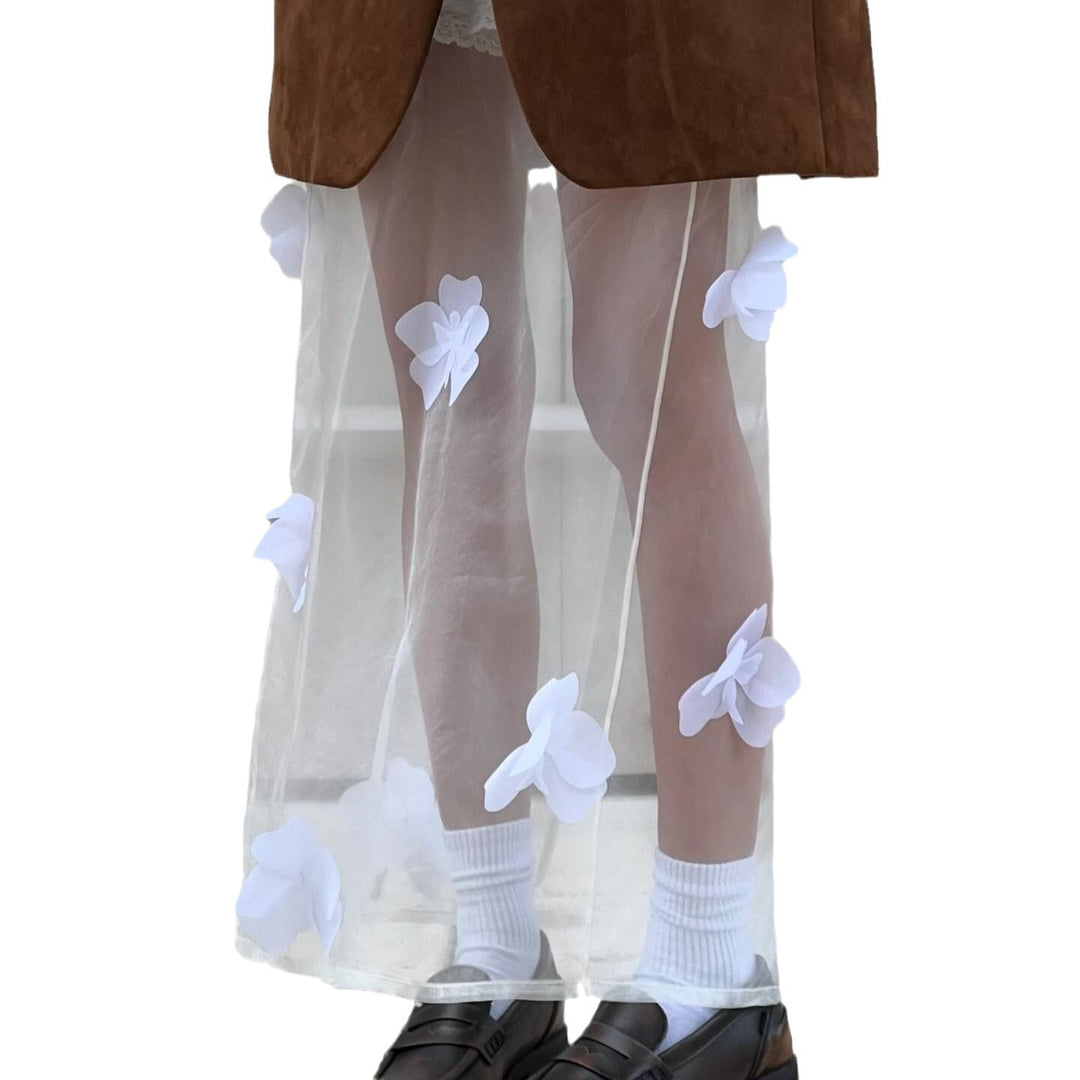 Transparent skirt for women with delicate floral details and an elegant cut Lune London