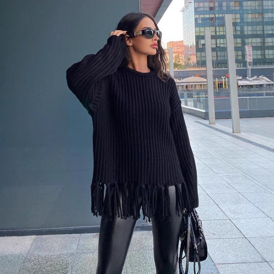 Ladies fashionable knit sweater with fringes Lune London