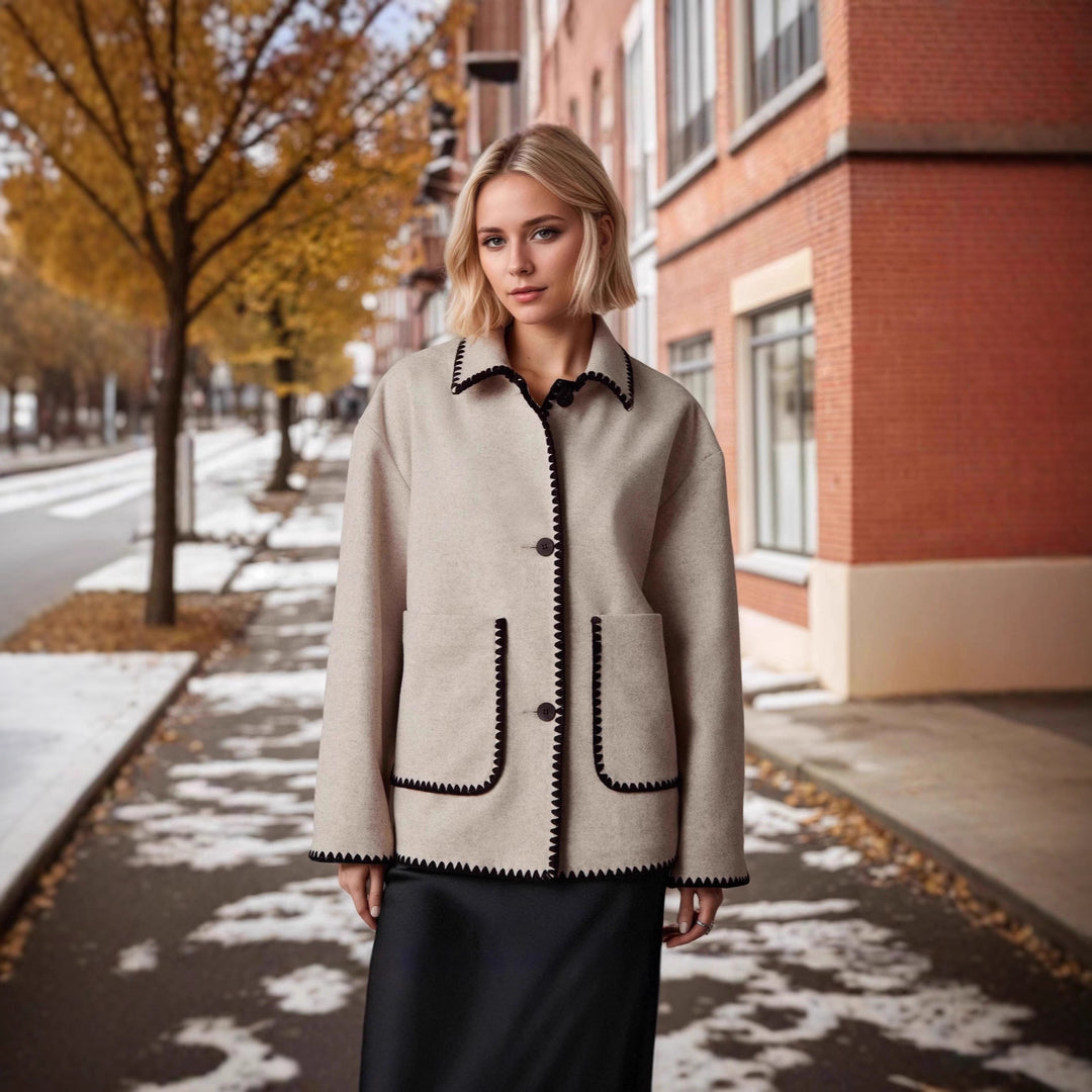 Wool jacket for women with contrasting details and large pockets Lune London