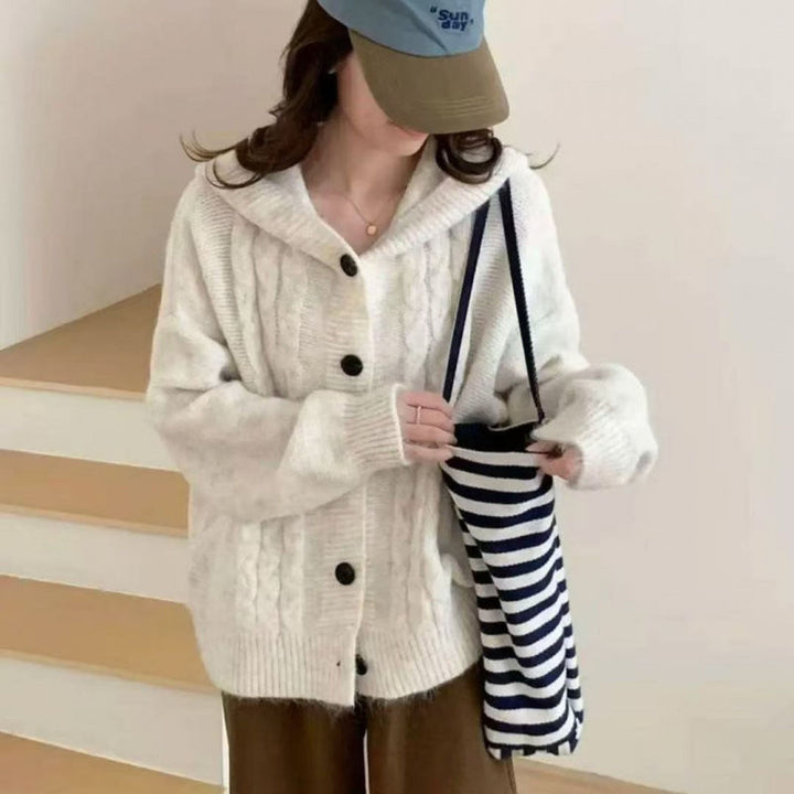 Cardigan Cozy pour femmes avec col à capuche confortable et boutons accrocheurs Chic & Stil
