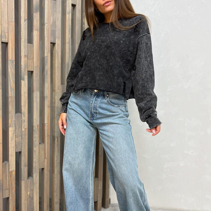 Ladies casual oversized sweater with trendy cutouts Lune London