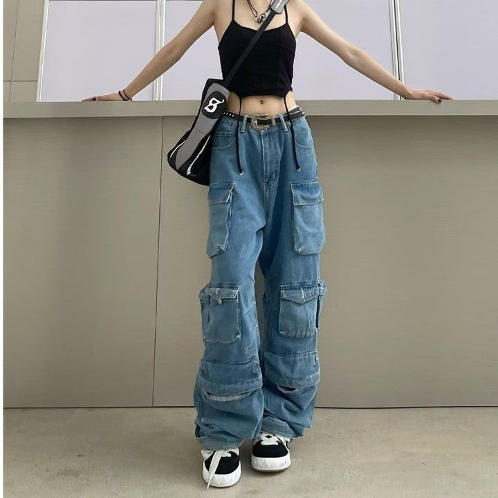 Women’s Loose-Fitting Cargo Jeans with Multiple Pockets and A Relaxed Fit Lune London
