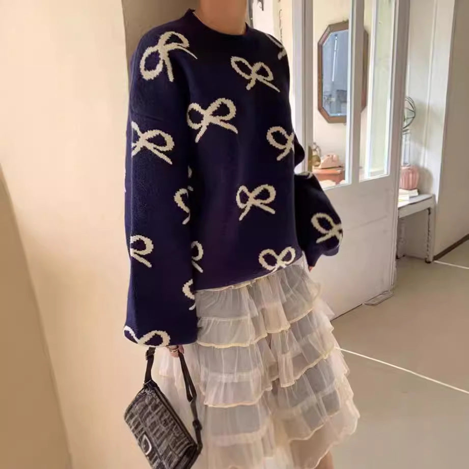 Ladies Soft Sweater with Romantic Bow Pattern Lune London