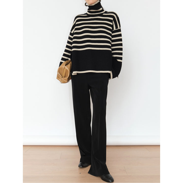 Pull turtleneck en tricot épais pour femmes avec motif rayé maritime et coupe décontractée Chic & Stil