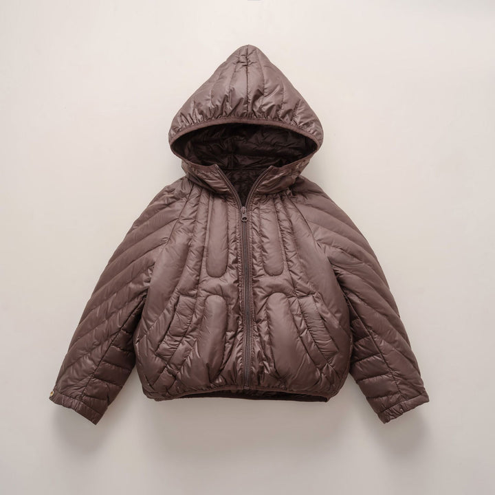 Women's quilted jacket with hood and chic and stylish design