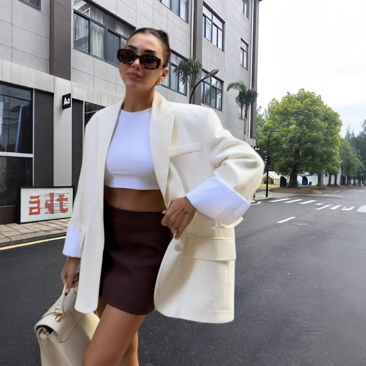 Ladies Elegant Oversized Blazer Jacket with Practical Pockets Lune London