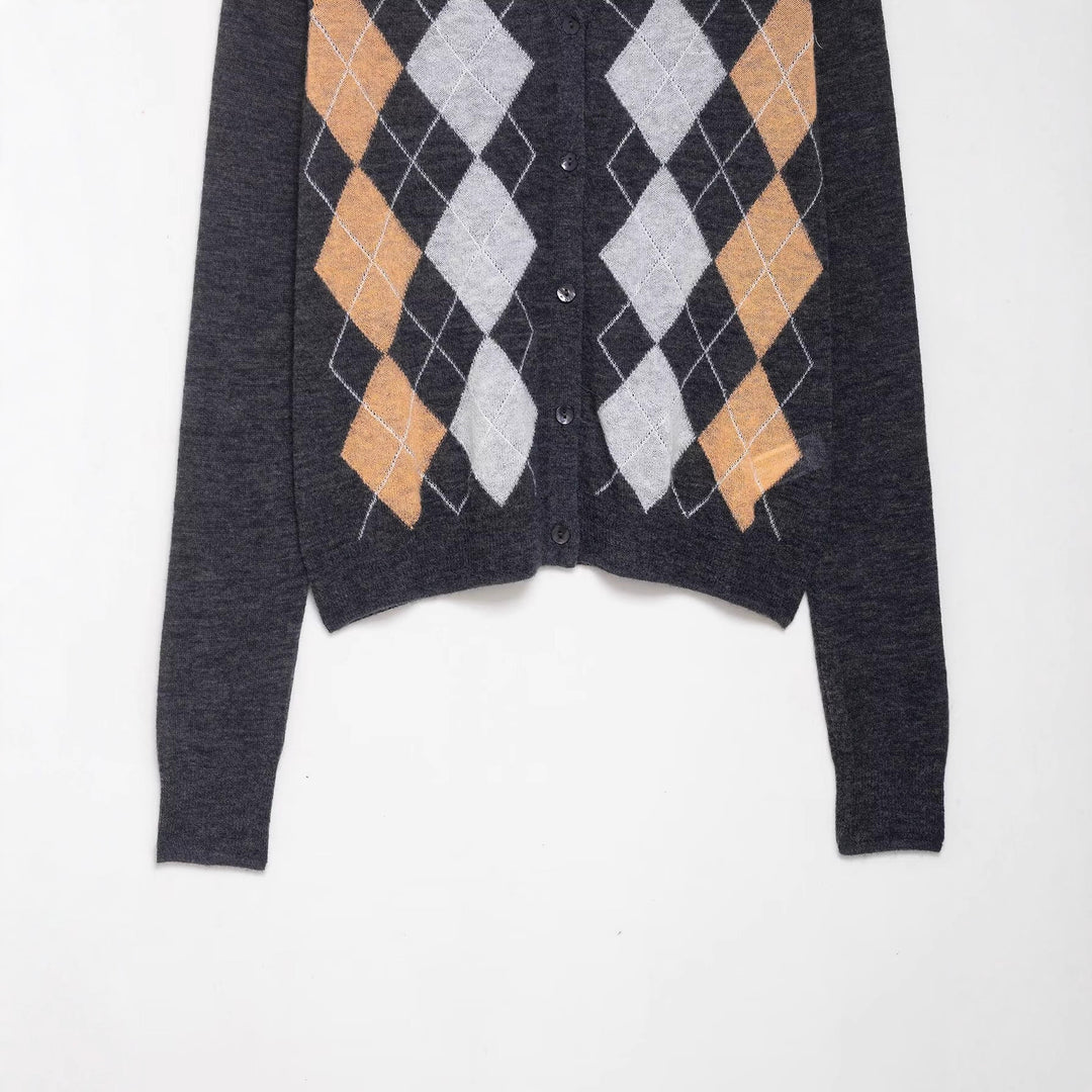 Cardigan femme tendance à motif écossais classique Chic & Stil