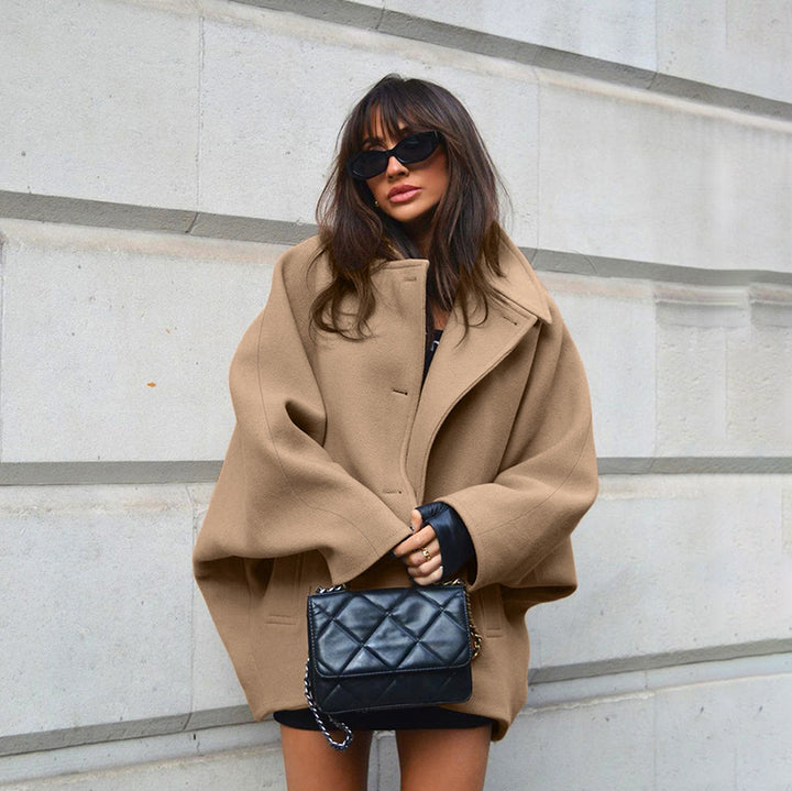 Oversized wool coat for women with classic cut Lune London