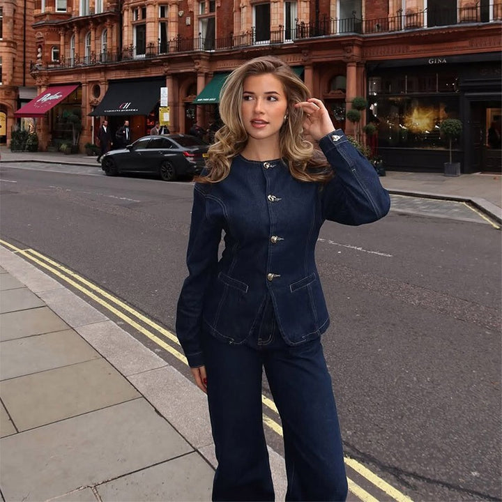 Loose denim pants for women with a high waist and classic cut Lune London