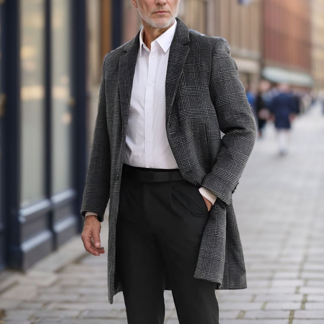 Long wool coat for men with plaid pattern Lune London