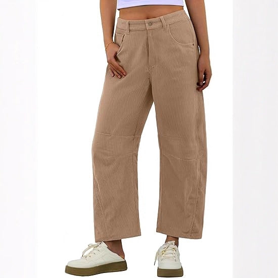 Pantalons en corduroy pour femmes avec poches latérales Chic & Stil