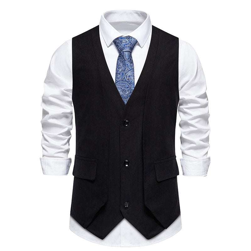 Elegant vests for men with a modern design and practical pockets Lune London
