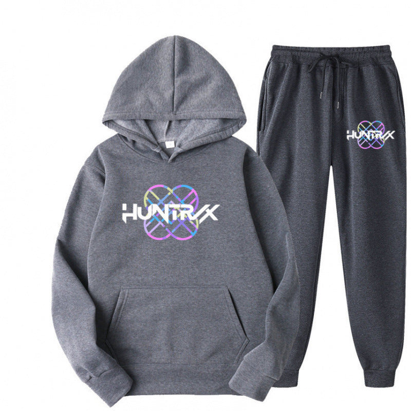 Women's tracksuit with modern graphic design and casual fit Lune London
