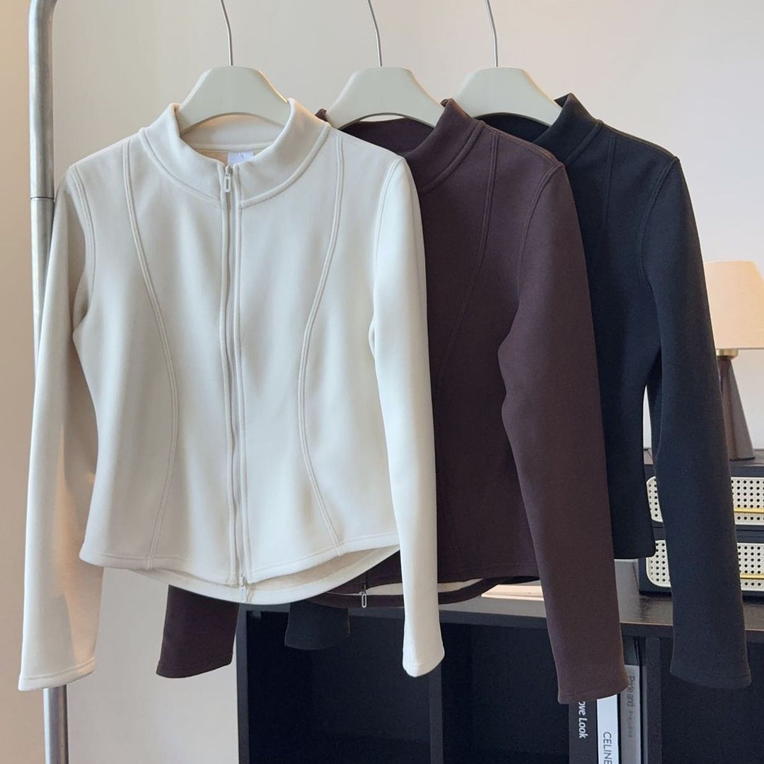 Veste en polaire pour femmes avec col montant innovant et coupe sportive Chic & Stil
