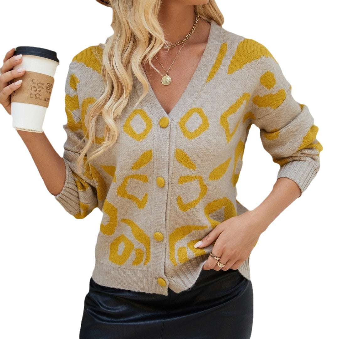 Women Stylish Cardigan with Colorful Details Lune London