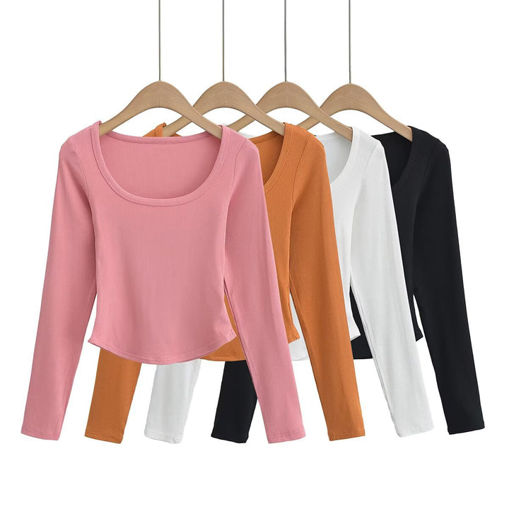 Long sleeve t-shirt for women with an elegant round neck and a fine ribbed structure Lune London