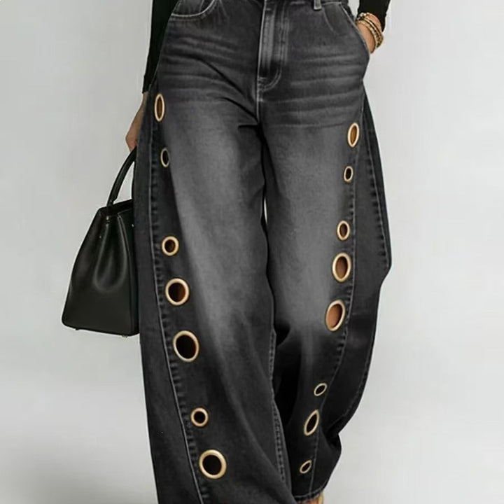 Women's Wide-Cut Jeans with Decorative Eyelets and High Waist Chic & Stil