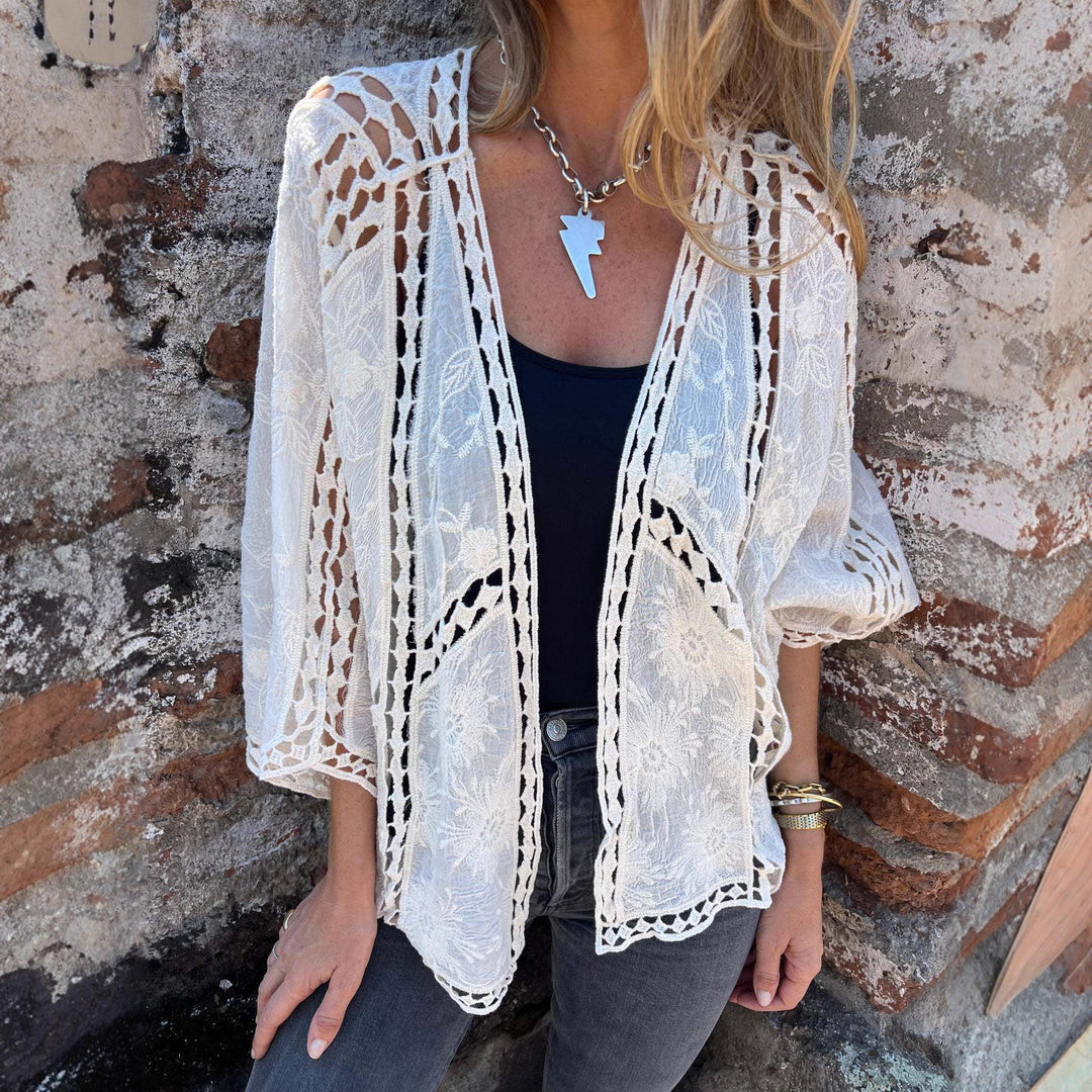 Dames joli cardigan en dentelle avec motif floral et manches aérées Chic & Stil
