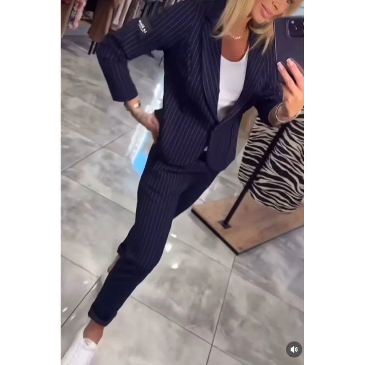 Women Elegant business-casual suit set with fine stripes and a modern fit Lune London