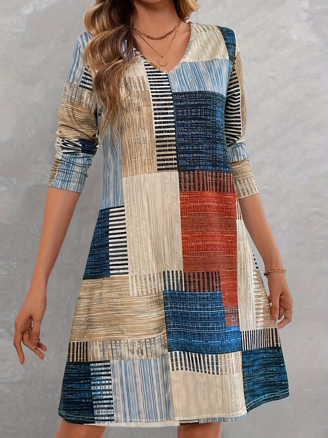 Summer dress for women with graphic pattern and relaxed fit Lune London