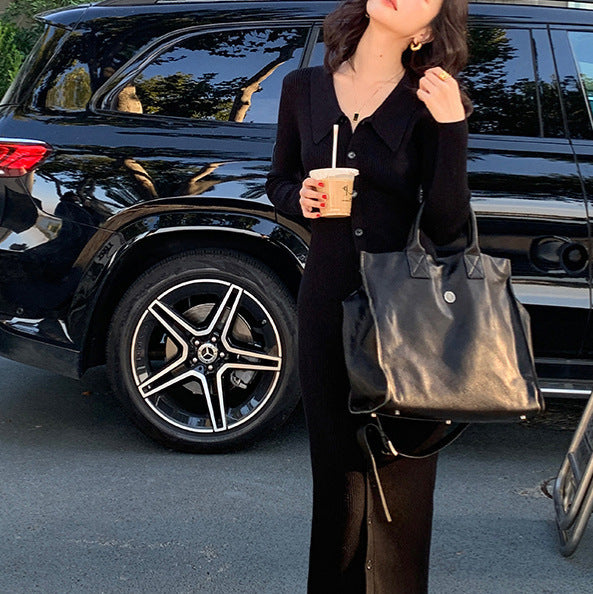 Maxi knit dress for women with button closure and trendy collar Lune London