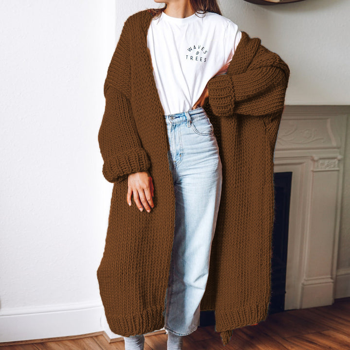 Cardigan pour femme en tricot épais avec une coupe surdimensionnée confortable et de grandes poches Chic & Stil