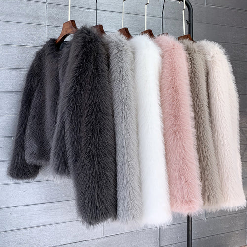 Ladies Short Plush Faux Fur Jacket with Stylish Elegant Sleeves Lune London