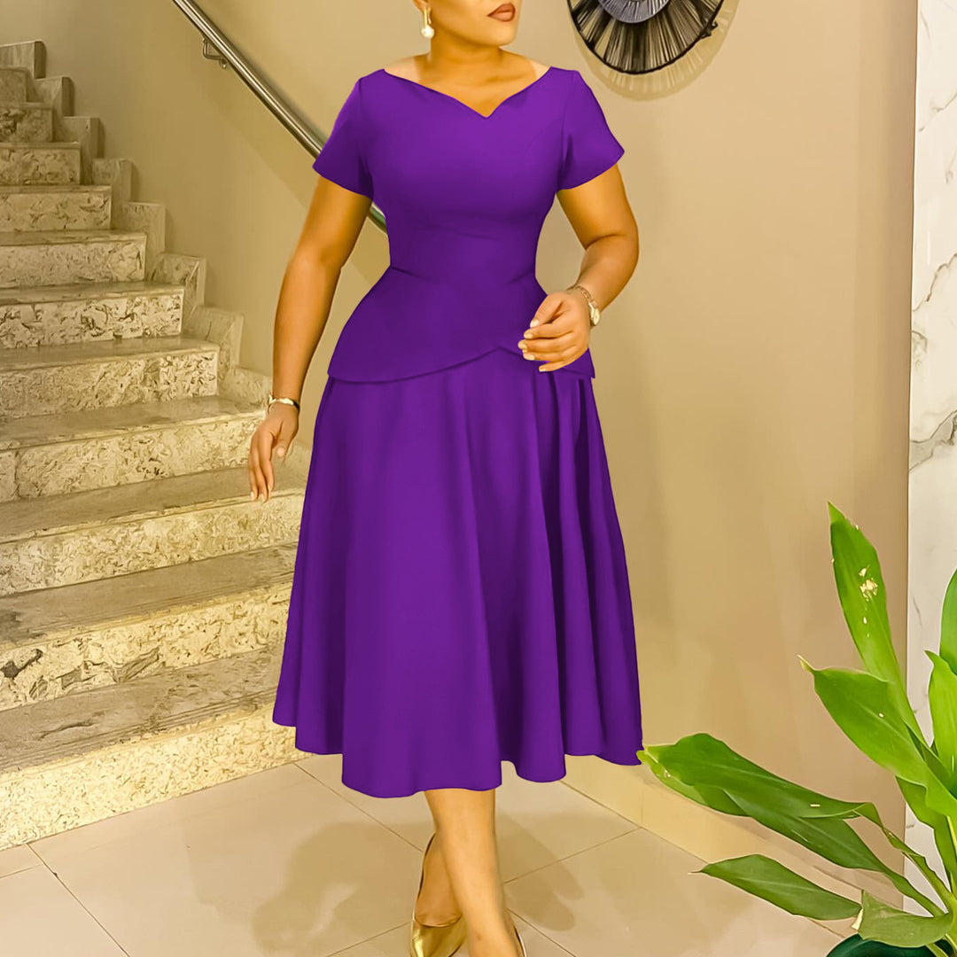 Ladies Elegant Maxi Dress with fitted top and flowy skirt Lune London