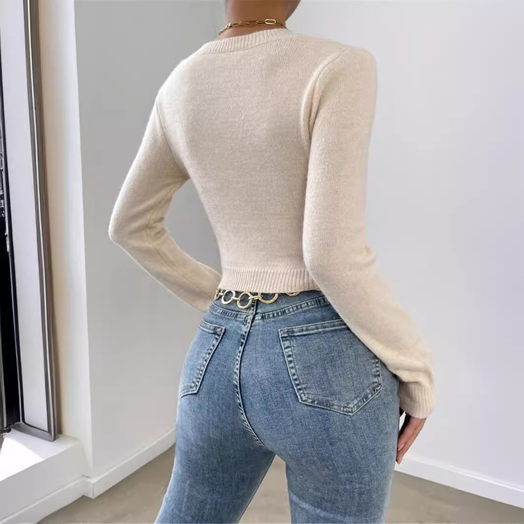 Women's cropped clothing with an elegant knot at the front Lune London