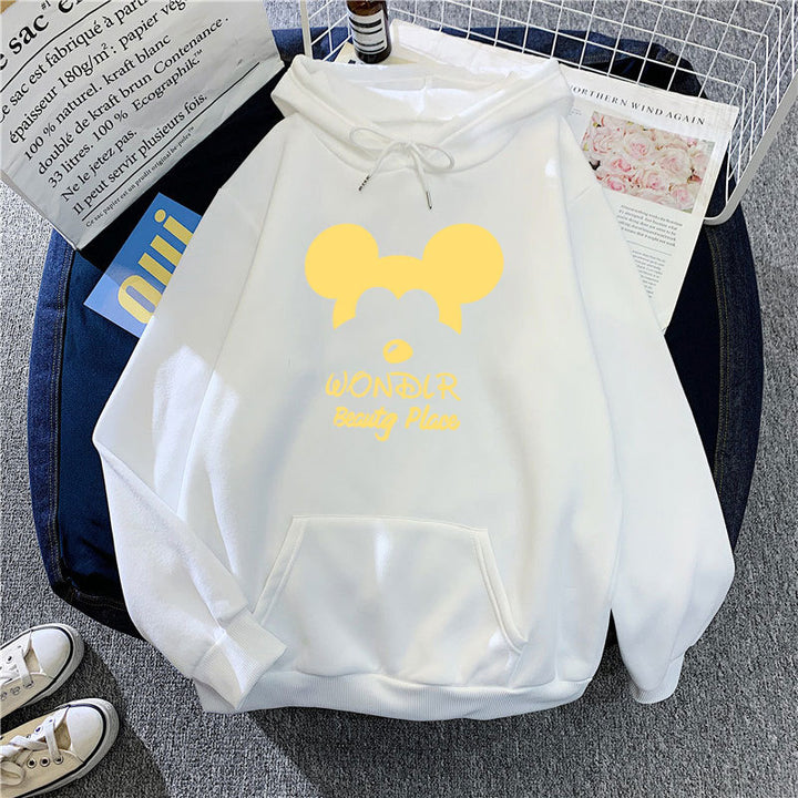 Women's hoodie with playful animal motif Chic & Stil