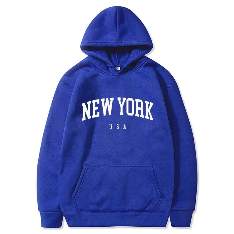 Women's hoodie with fashionable New York print and comfortable fit Lune London