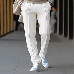 Women's casual jogging pants with elastic waistband and side pockets Lune London