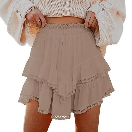 Summer skirt for women with voluminous lace details and an elastic waist Lune London