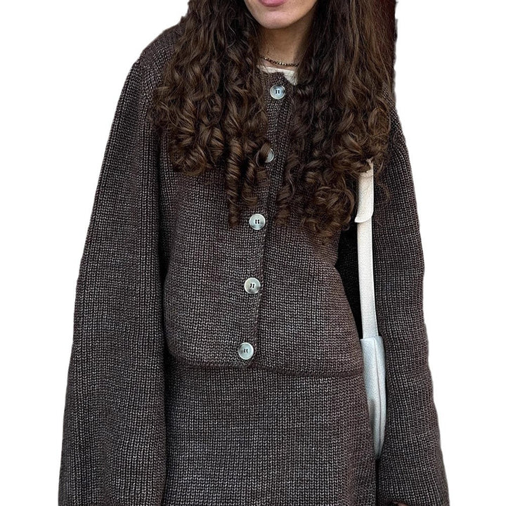 Knitted set for women with elegant button details Lune London