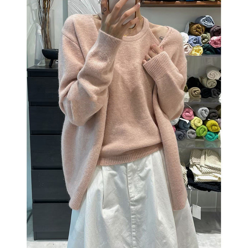 Warm wool cardigan for women with a modern cut and casual sleeves Lune London